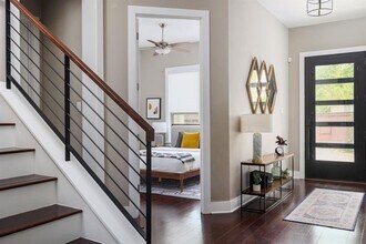 5206 Woodrow Ave in Austin, TX - Building Photo - Building Photo