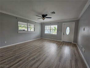 12634 First St in Ft. Myers, FL - Building Photo - Building Photo