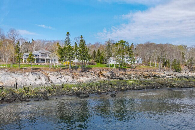 18 Eastward in Rockport, ME - Building Photo - Building Photo