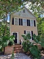206 E Howry Ave in DeLand, FL - Building Photo