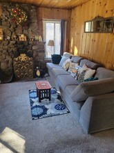 512 Marlowe Dr in Big Bear, CA - Building Photo - Building Photo