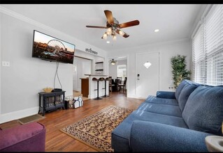 34 Sanderson St NE in Atlanta, GA - Building Photo - Building Photo