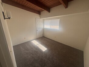 7609 Fontainebleau Dr in New Carrollton, MD - Building Photo - Building Photo