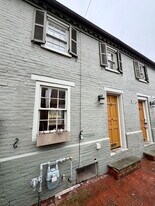 139 Howard Ave in Lancaster, PA - Building Photo