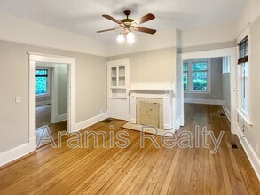 1361 Fairbanks St SW in Atlanta, GA - Building Photo - Building Photo
