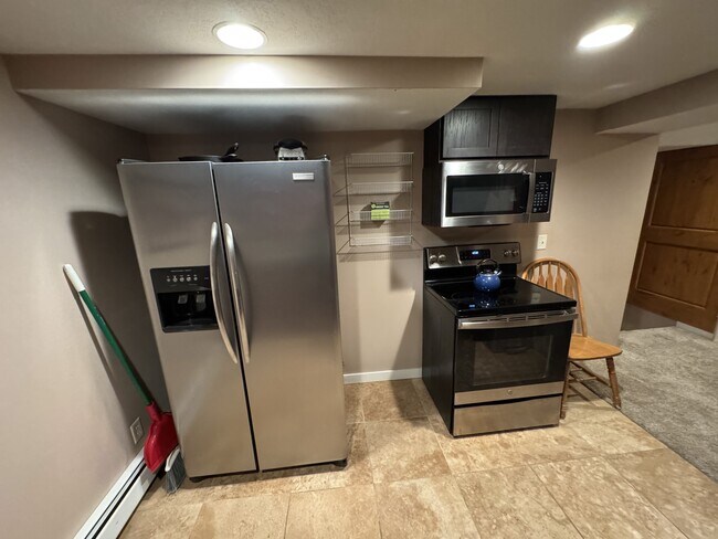 546 Alaska Frontage Rd in Belgrade, MT - Building Photo - Building Photo