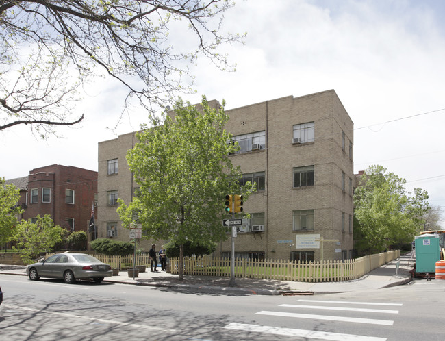 Washington Apartments in Denver, CO - Foto de edificio - Building Photo