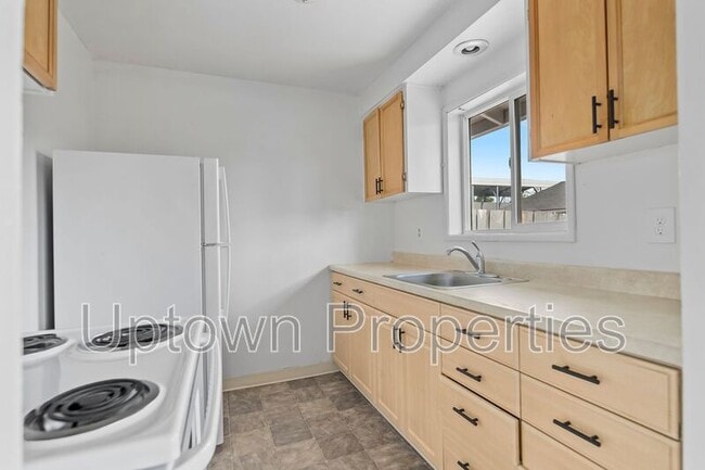 property at 130 N 4th Ave