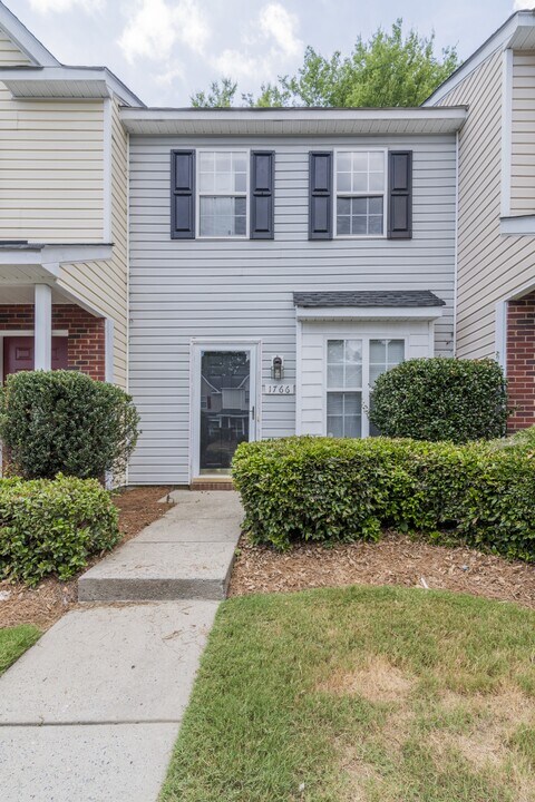 1766 Forest Side Ln in Charlotte, NC - Building Photo