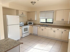 7738 Tamara Lee Ct in Ft. Myers, FL - Building Photo - Building Photo