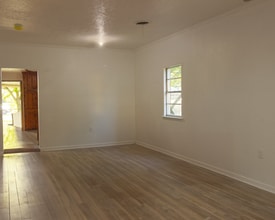 4402 Gee St in Greenville, TX - Building Photo - Building Photo