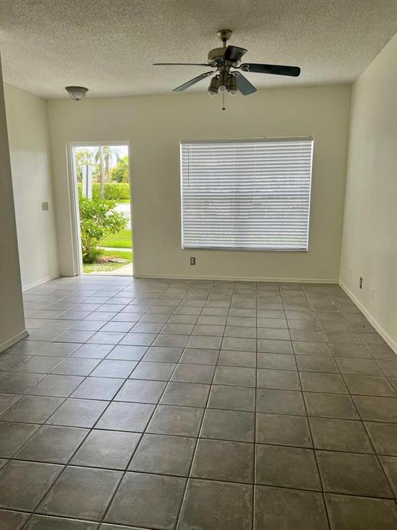 271 Duval Ct in Weston, FL - Building Photo - Building Photo