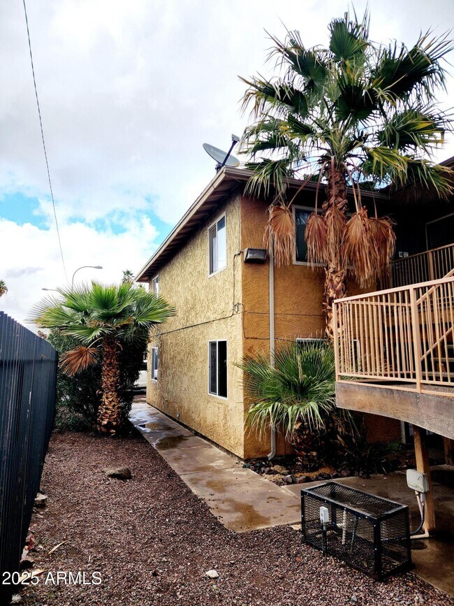 property at 2537 W Georgia Ave