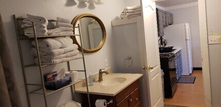 162 Lancaster Rd in Whitefield, NH - Foto de edificio - Building Photo