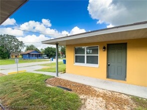733 Booker Ave in Sebring, FL - Building Photo - Building Photo