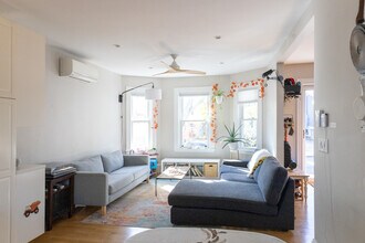 21 Edge Hill St in Boston, MA - Building Photo - Building Photo