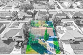 673 Madrid Dr in Kissimmee, FL - Building Photo - Building Photo
