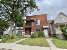 452 Vera Pl in Windsor, ON - Building Photo