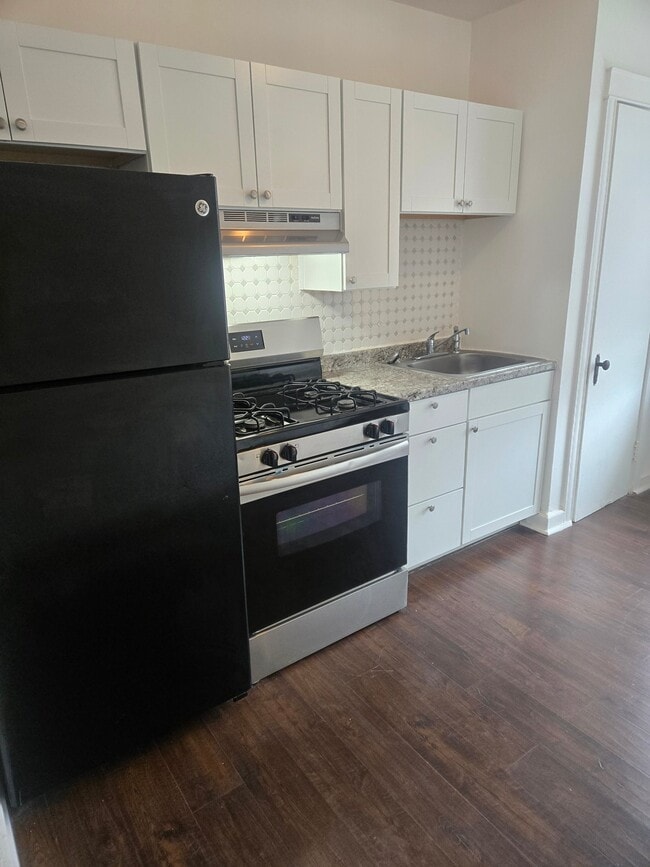 3613 Erdman Ave, Unit 2 in Baltimore, MD - Building Photo - Building Photo