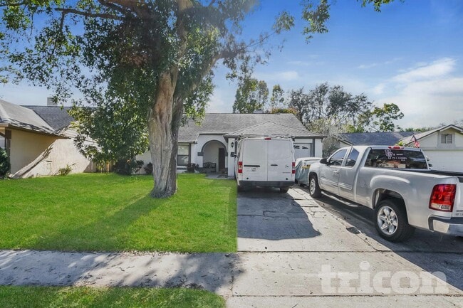 property at 470 N Sundance Dr