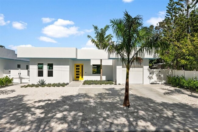 property at 2375 Waldemere St