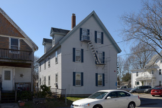 6 Pleadwell St in Taunton, MA - Building Photo - Building Photo