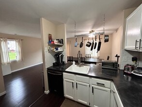 276 Stone Ridge Dr in Eagleville, PA - Building Photo - Building Photo