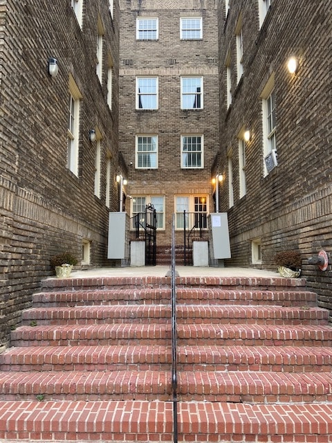property at 2511 Eutaw Pl