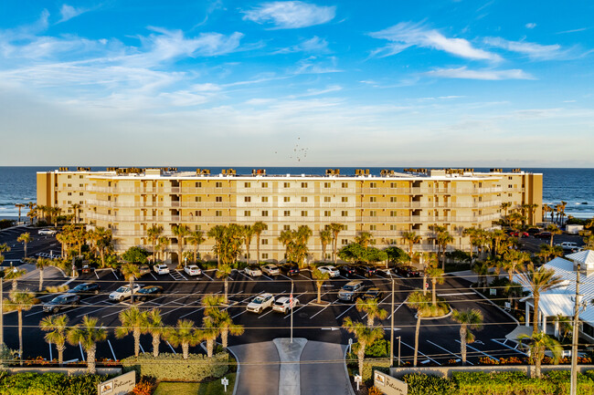 The Pelican in New Smyrna Beach, FL - Building Photo - Building Photo