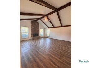 1012 Great Oaks Dr in Gulf Breeze, FL - Building Photo - Building Photo