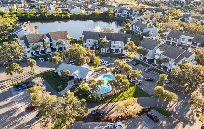 Inlet Bay at Gateway in St. Petersburg, FL - Foto de edificio - Building Photo