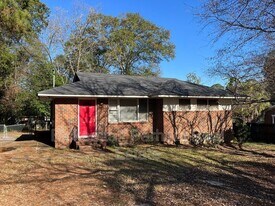 2919 W Britt David Rd in Columbus, GA - Building Photo