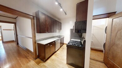 3765 N Lakewood Ave in Chicago, IL - Foto de edificio - Building Photo