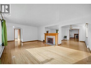 2051 W 17th Ave in Vancouver, BC - Building Photo - Building Photo