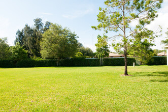 3853 Virga Blvd in Sarasota, FL - Building Photo - Building Photo