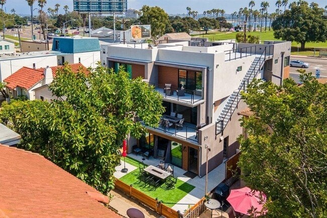 823 Island Ct in San Diego, CA - Building Photo - Building Photo