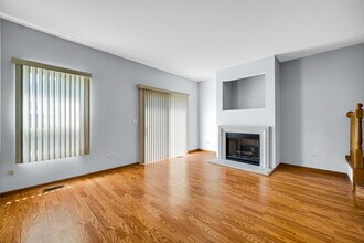 14857 W Victoria Crossing in Lockport, IL - Building Photo - Building Photo