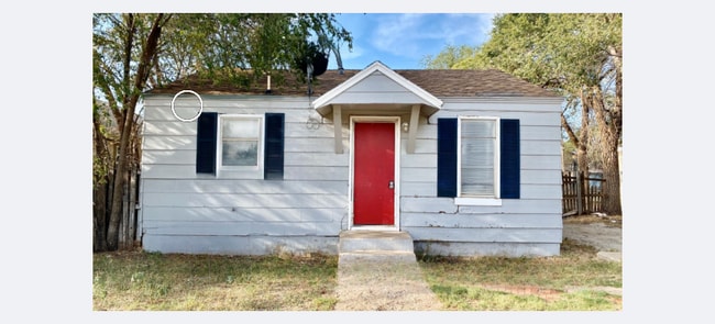 property at 216 E 36th St
