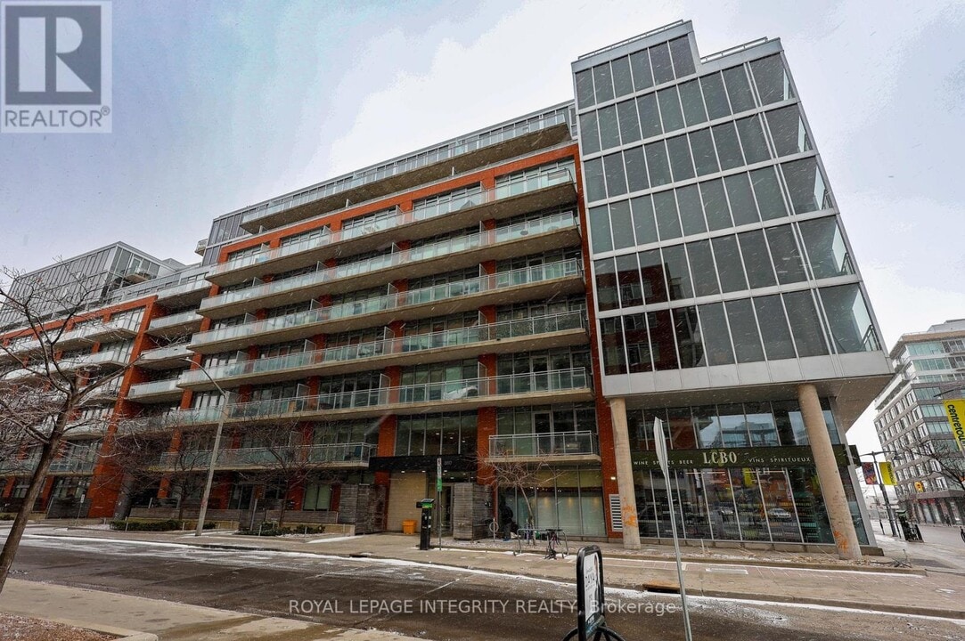 360 McLeod St in Ottawa, ON - Building Photo