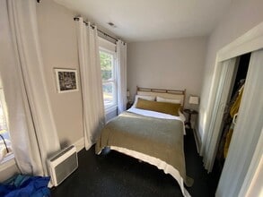 501 Cutler St, Unit 2 in Raleigh, NC - Building Photo - Building Photo