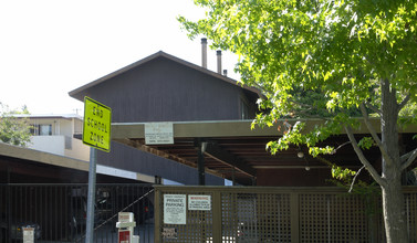 3800 Maybelle Ave in Oakland, CA - Foto de edificio - Building Photo