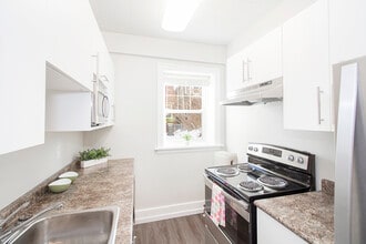 129 Lenore St in Winnipeg, MB - Building Photo - Building Photo