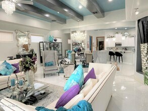 9726 N 3rd Dr in Phoenix, AZ - Building Photo - Building Photo