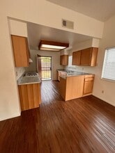 1738 E Beech Dr in Visalia, CA - Building Photo - Building Photo