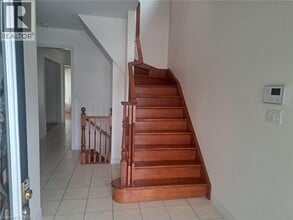 39 Matteo Trail in Hamilton, ON - Building Photo - Building Photo