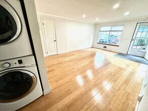 6113 204th St SW in Lynnwood, WA - Building Photo - Building Photo