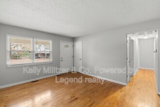 2126 Northernlimits Dr in Florissant, MO - Building Photo - Building Photo