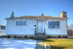 5127 N Walnut St in Spokane, WA - Building Photo