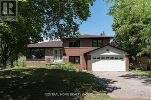 19 Valleycrest Ave in Markham, ON - Building Photo