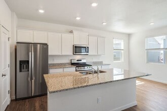 815 Elias Tarn Dr in Severance, CO - Building Photo - Building Photo